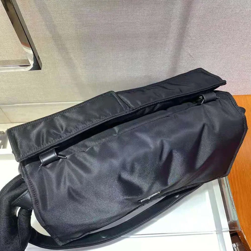 Prada Re-Nylon Large Padded Shoulder Bag for Women in Black Prada Re-Nylon Large Padded Shoulder Bag for Women in Black