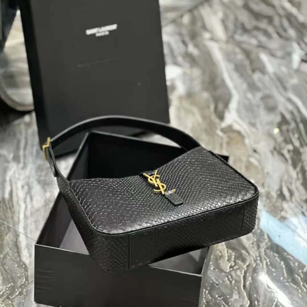 Saint Laurent YSL Le 5 A 7 Hobo Bag in Lizard Shiny Leather for Women in Black Saint Laurent YSL Le 5 A 7 Hobo Bag in Lizard Shiny Leather for Women in Black