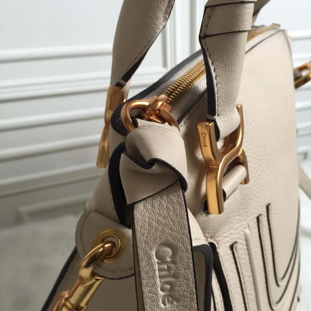 Chloe Marcie Bag in Grained Leather for Women in Beige Chloe Marcie Bag in Grained Leather for Women in Beige