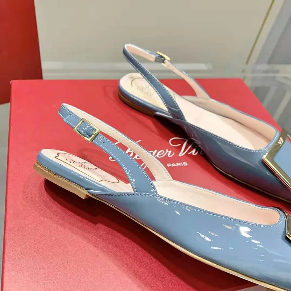 Roger Vivier Trompette Metal Buckle Slingback Ballerinas in Patent Leather for Women in Blue Roger Vivier Trompette Metal Buckle Slingback Ballerinas in Patent Leather for Women in Blue