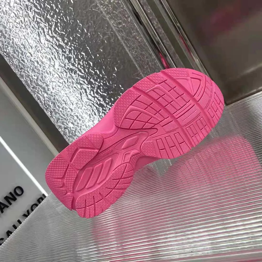 Balenciaga Tourist Sandal in Neon Pink Technical Material for Unisex Balenciaga Tourist Sandal in Neon Pink Technical Material for Unisex
