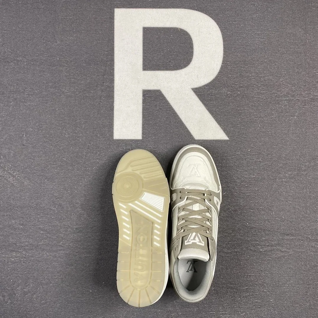 Louis Vuitton Trainer Sneaker Rubber Monogram Grey Virgil Abloh LV 1A9VOS Louis Vuitton Trainer Sneaker Rubber Monogram Grey Virgil Abloh LV 1A9VOS