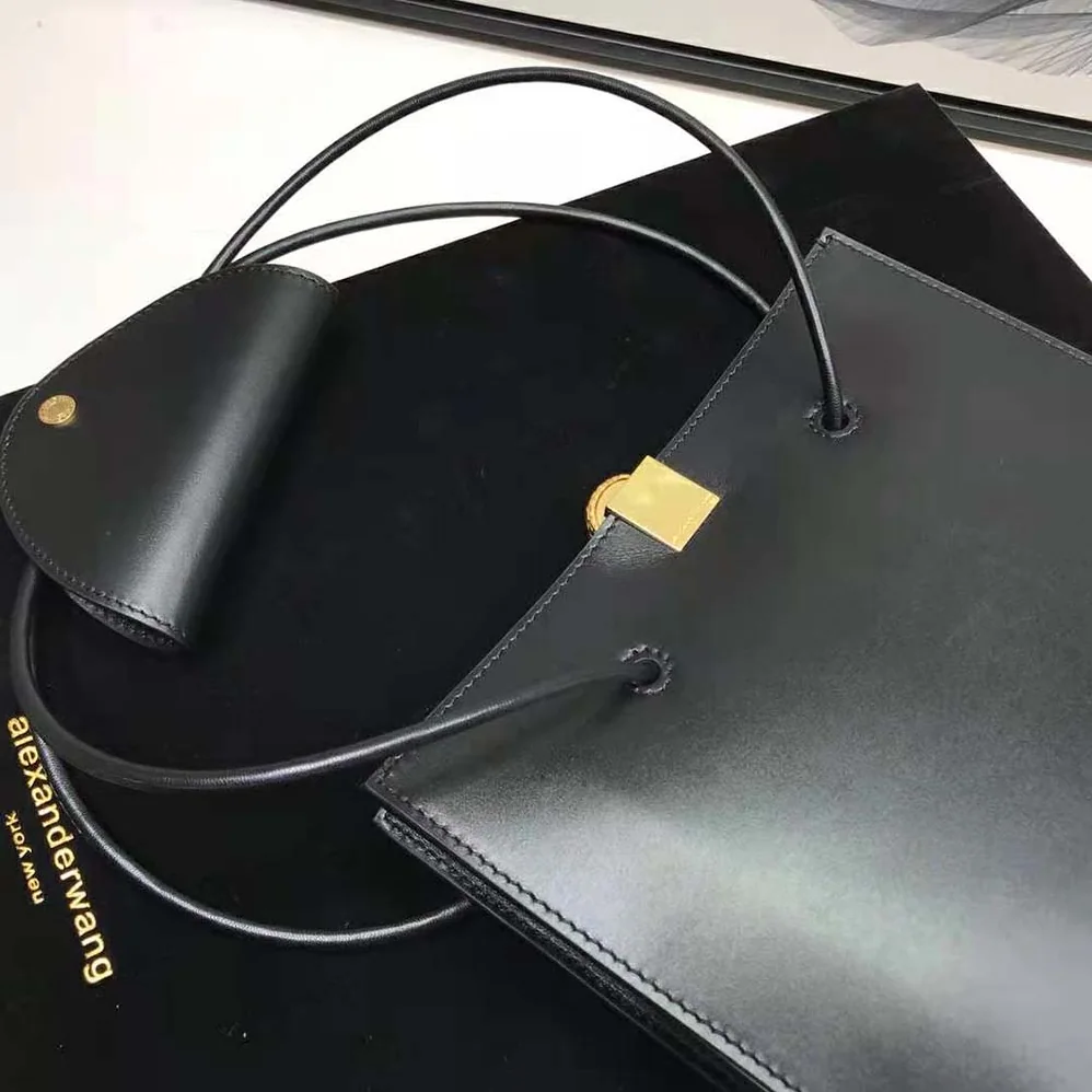 Bvlgari Alexander Wang X Bvlgari Tote in Calf leather for Women in Black Bvlgari Alexander Wang X Bvlgari Tote in Calf leather for Women in Black