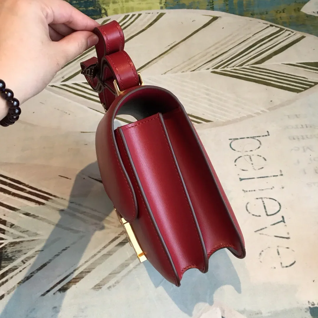 Hermes Constance 24 Crossbody Bag / Burgundy Swift Leather Gold Hardware Hermes Constance 24 Crossbody Bag / Burgundy Swift Leather Gold Hardware