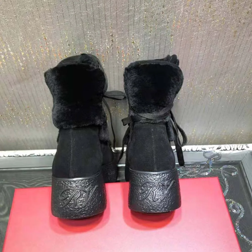 Roger Vivier Viv' Rangers Strass Buckle Flatform Booties in Suede for Women in Black Roger Vivier Viv' Rangers Strass Buckle Flatform Booties in Suede for Women in Black
