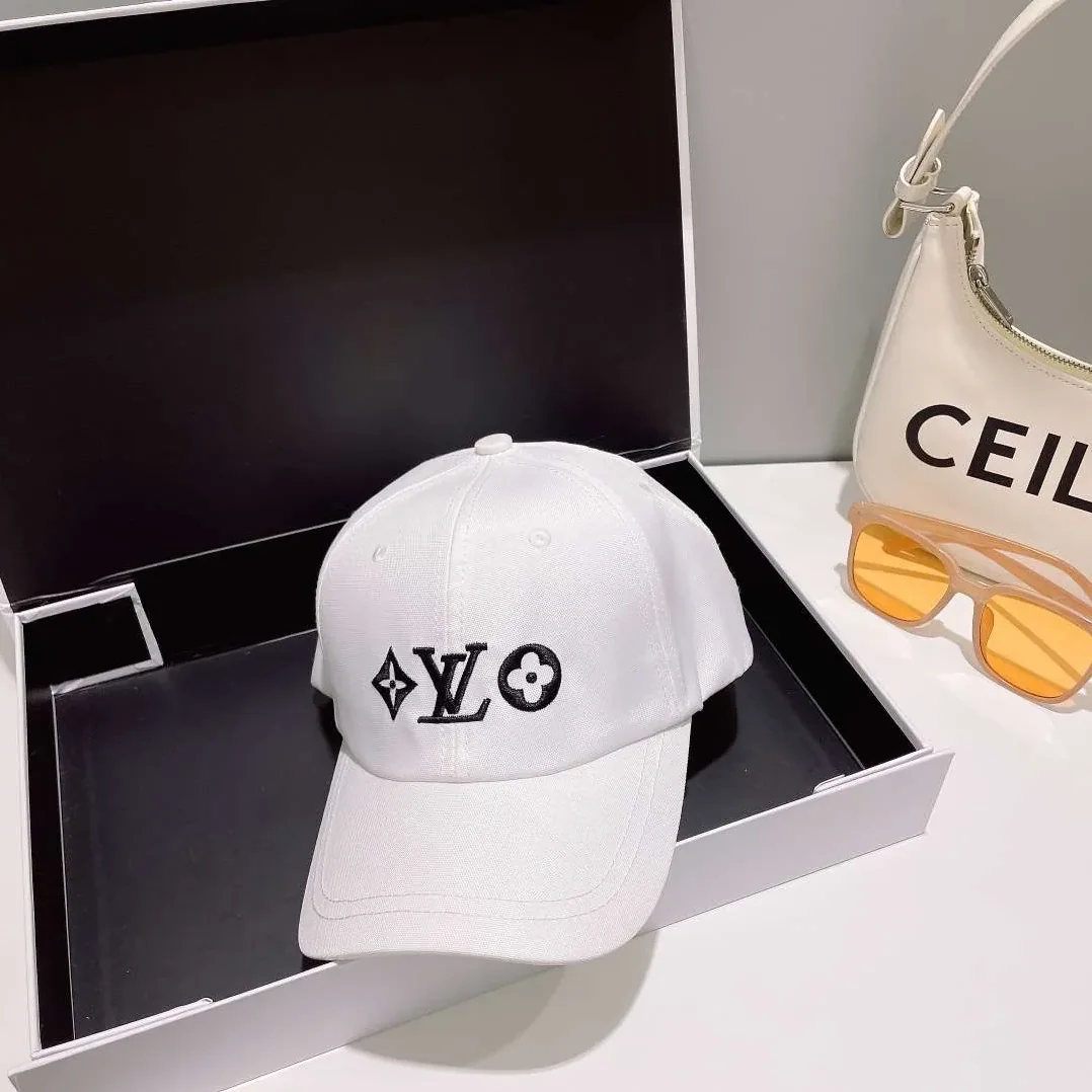 Louis Vuitton Baseball Cap White Louis Vuitton Baseball Cap White