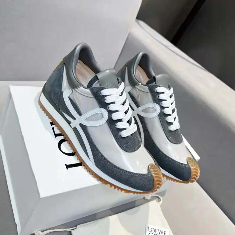 Loewe Flow Runner in Nylon and Calfskin for Unisex in Silver