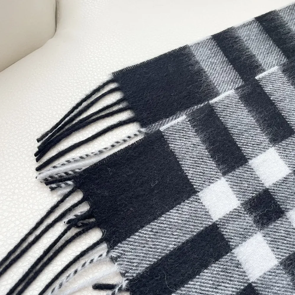 Burberry Check Cashmere Scarf for Unisex in Black Burberry Check Cashmere Scarf for Unisex in Black