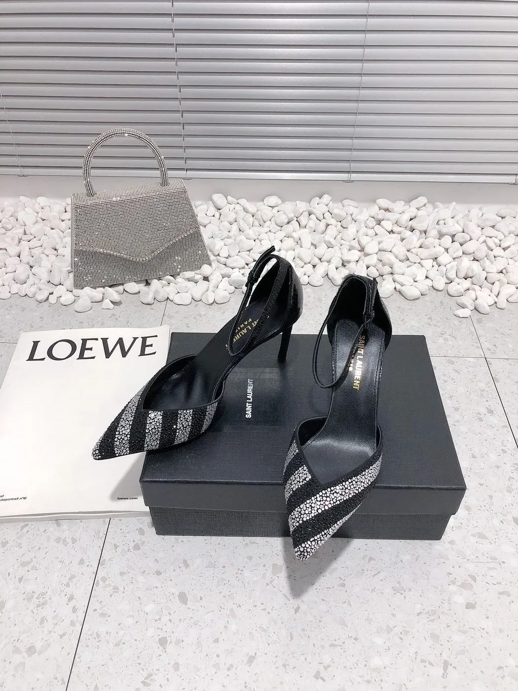 Saint Laurent Glittering Rhinestone Embellished Pumps Black YSL Saint Laurent Glittering Rhinestone Embellished Pumps Black YSL