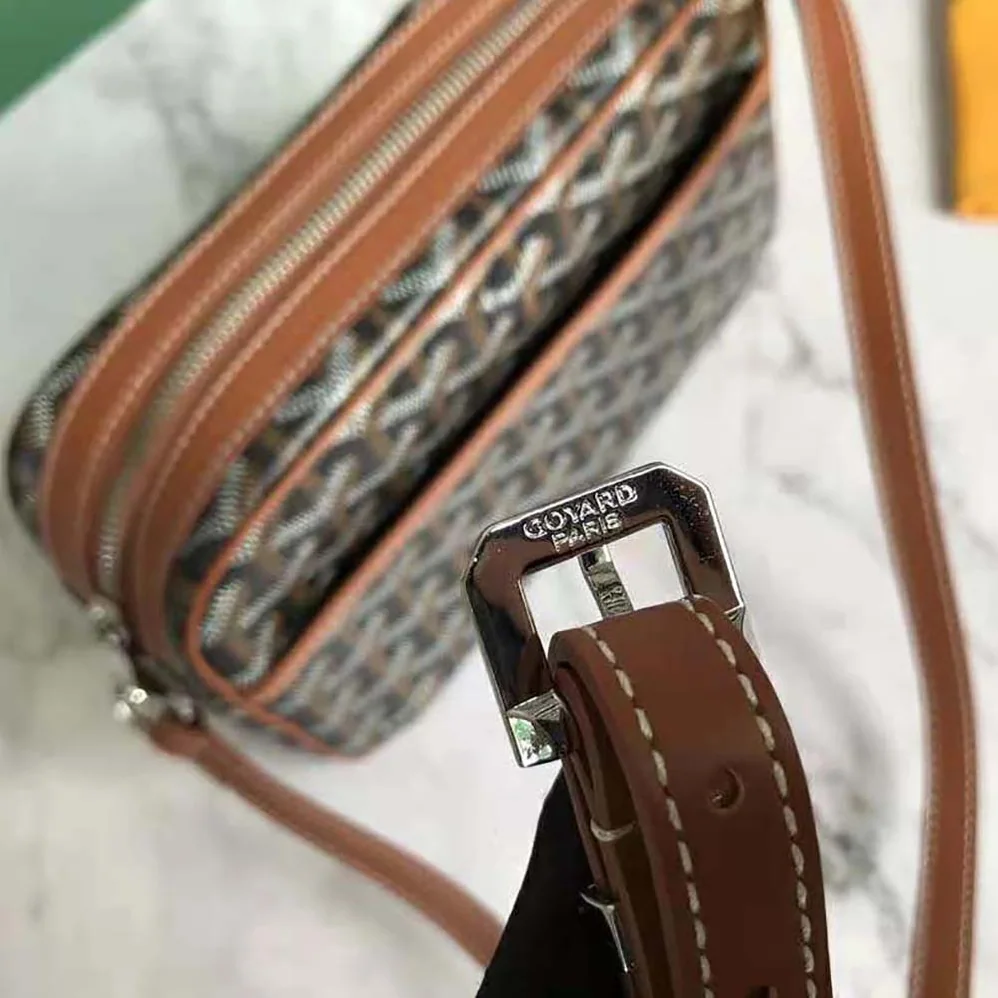 Goyard Cap-vert Pm Bag for Unisex in Brown Goyard Cap-vert Pm Bag for Unisex in Brown