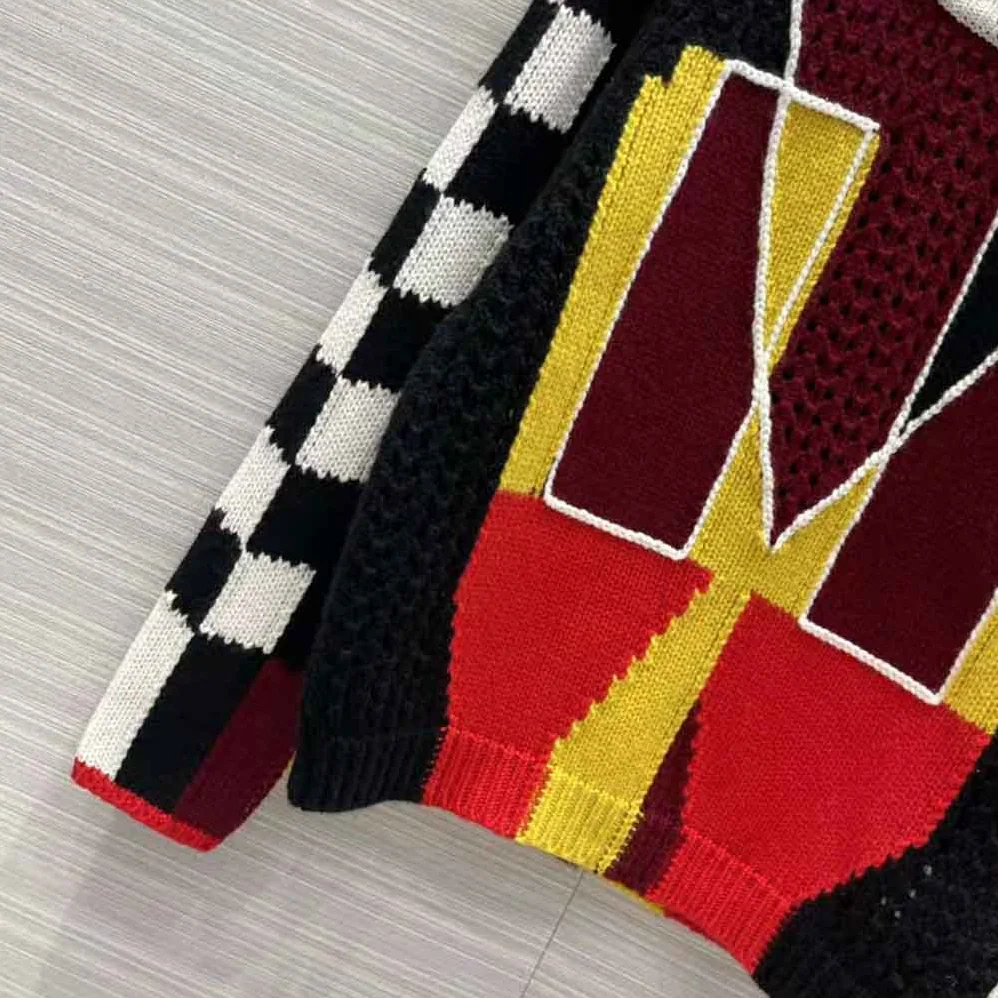 Chloe Graphic Knit Sweater for Women in Black