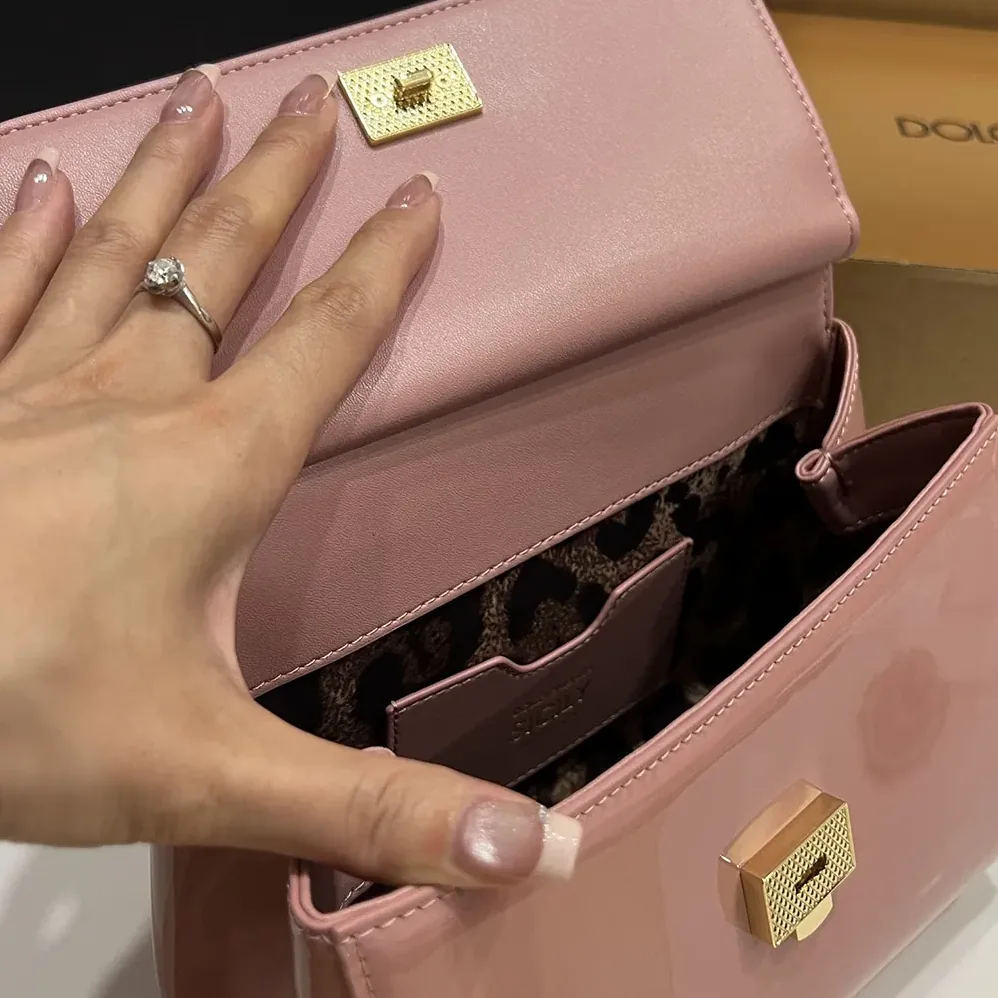 Dolce Gabbana D&G Small Sicily Handbag in Patent Leather for Women in Pink