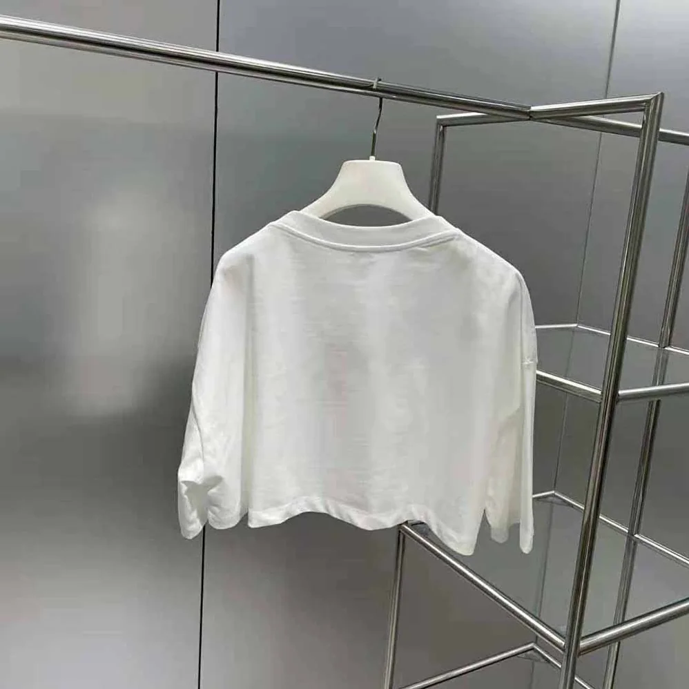 Loewe Cropped Anagram T-shirt in Cotton for Women in White Loewe Cropped Anagram T-shirt in Cotton for Women in White