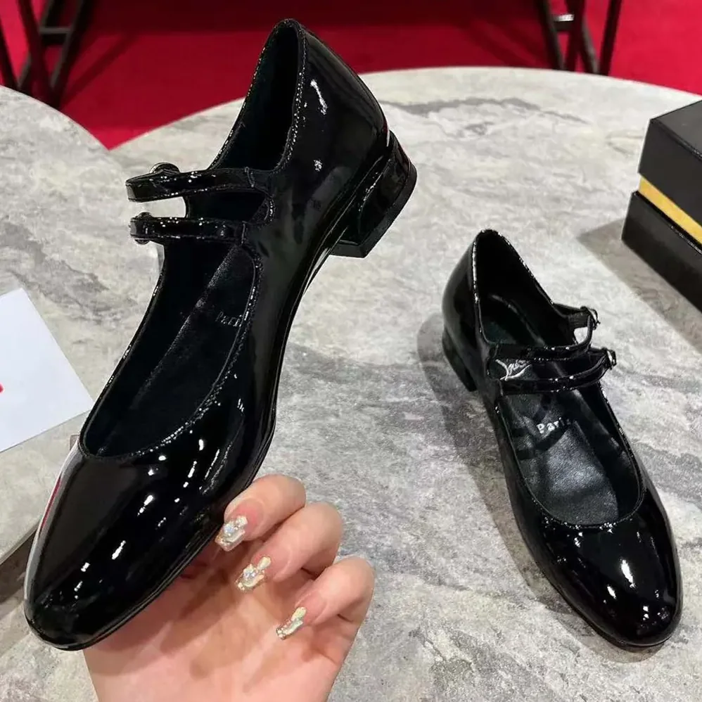 Christian Louboutin Sweet Jane Ballerinas Patent Calf Leather for Women in Black Christian Louboutin Sweet Jane Ballerinas Patent Calf Leather for Women in Black