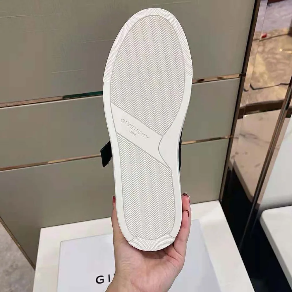 Givenchy Sneakers in Leather with Strap for Men in Black