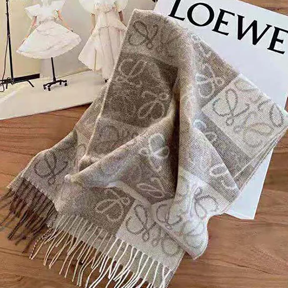 Loewe Anagram Scarf in Wool and Cashmere for Women in Beige Loewe Anagram Scarf in Wool and Cashmere for Women in Beige