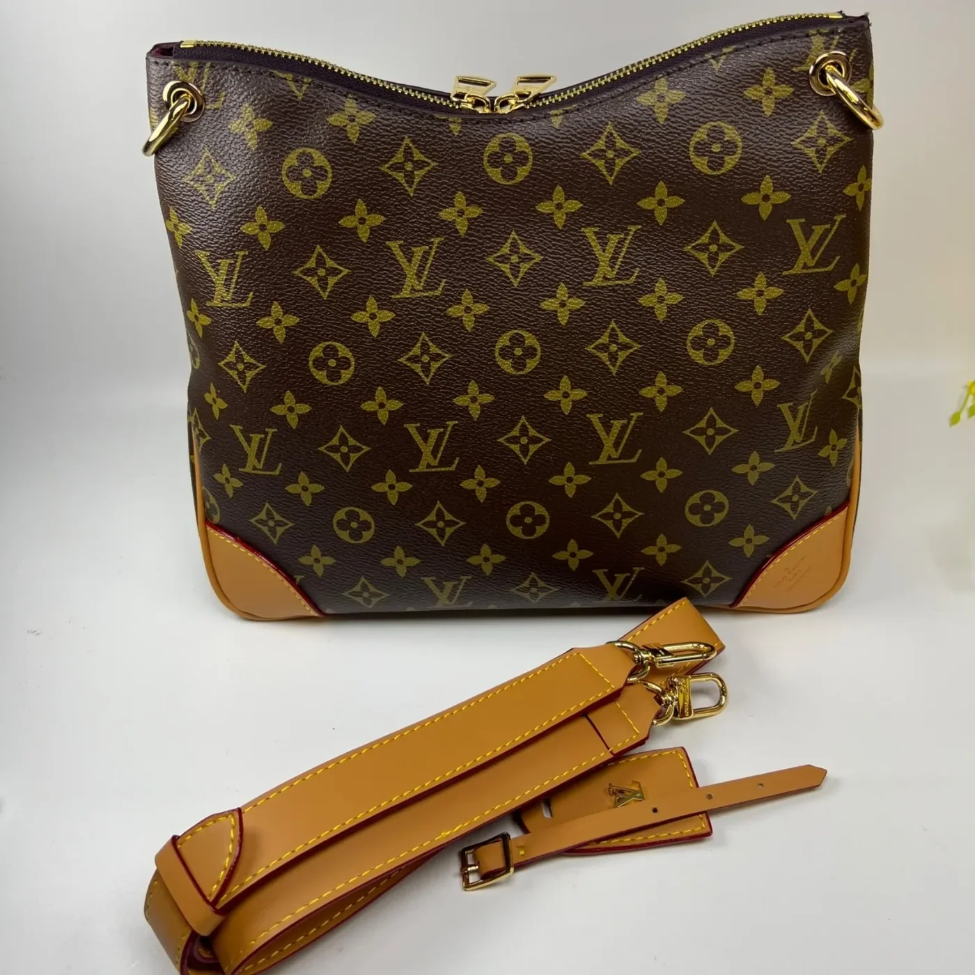 Louis Vuitton Odeon MM Monogram Canvas Brown / Louis Vuitton Odeon MM Monogram Canvas Brown /