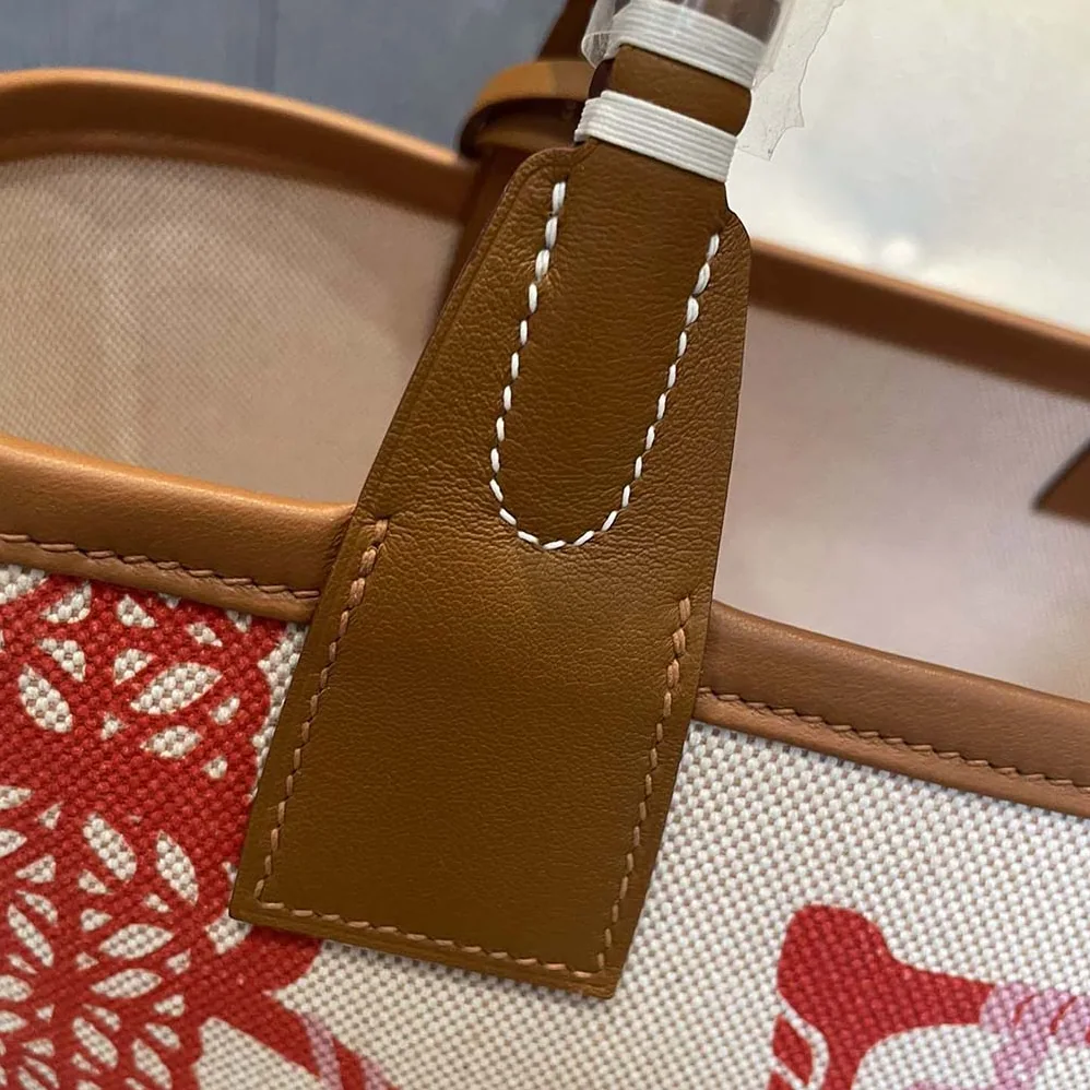 Hermes Steeple 25 Tote Bag for Unisex in Orange Hermes Steeple 25 Tote Bag for Unisex in Orange
