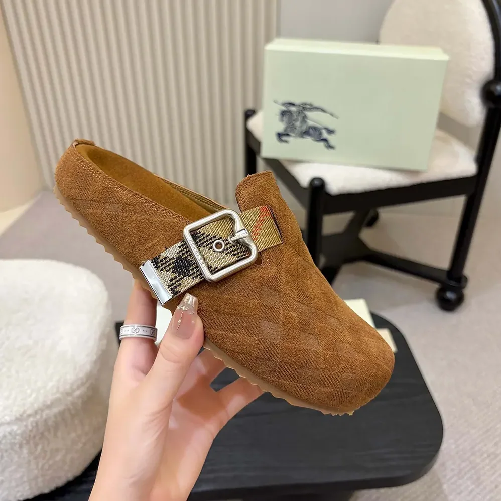 Burberry Check Denim Urchin Clogs for Unisex in Jute Beige