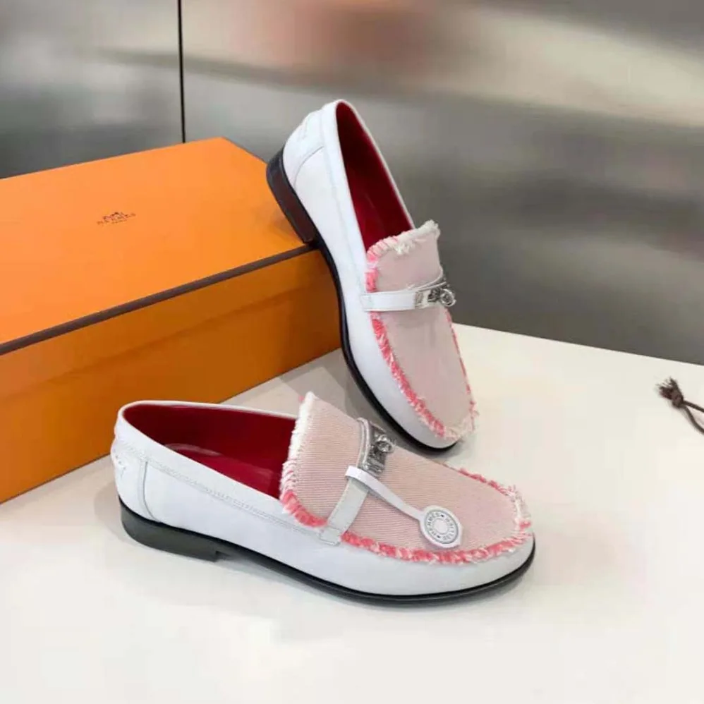 Hermes Destin Loafer in Calfskin Leather for Women in Pink Hermes Destin Loafer in Calfskin Leather for Women in Pink