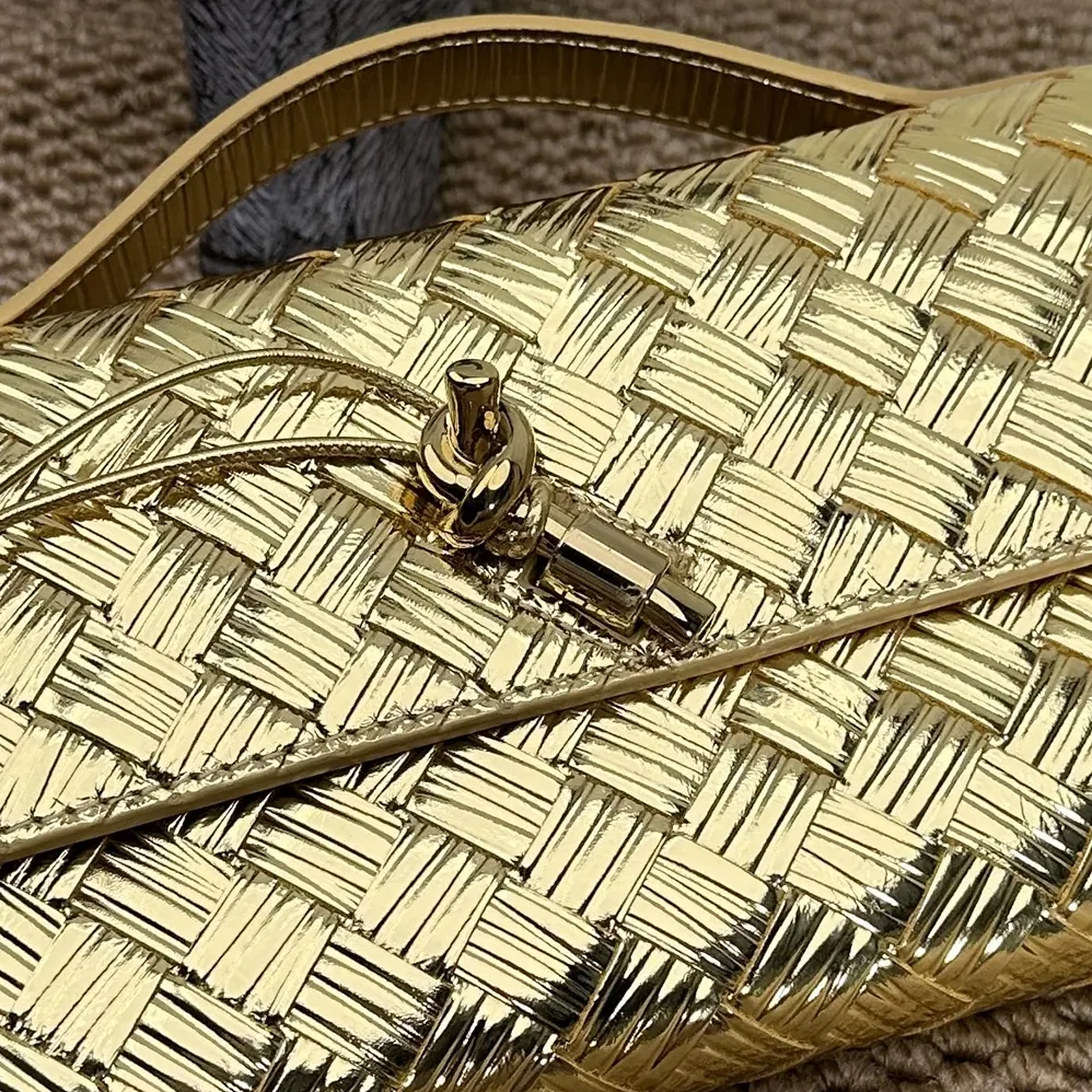 Bottega Veneta Andiamo Clutch for Women in Gold