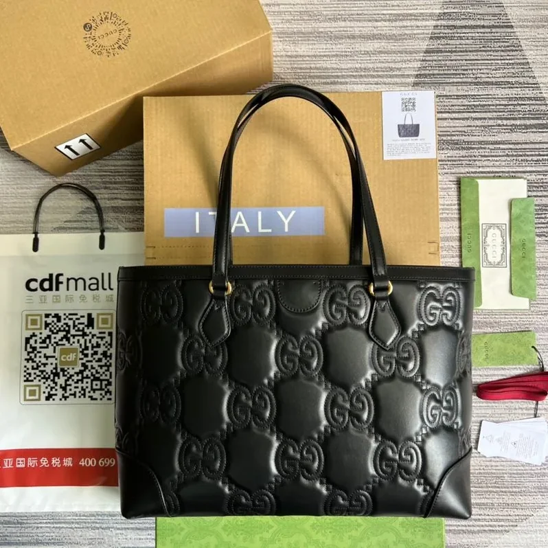 Gucci GG Matelasse Medium Tote Bag / Black Gold Hardware ? UM8IG 1000
