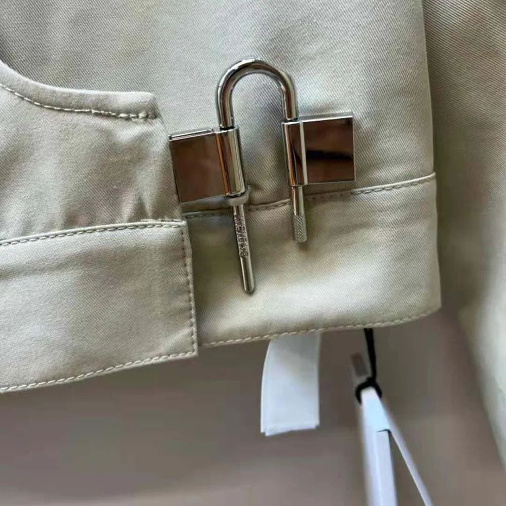 Givenchy Short Trench Coat in Cotton Twill with U-Lock Buckle for Women in Light Beige Givenchy Short Trench Coat in Cotton Twill with U-Lock Buckle for Women in Light Beige