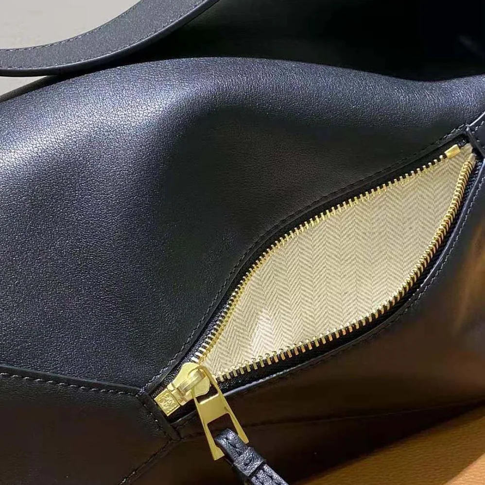 Loewe Puzzle Hobo Bag in Nappa Calfskin for Women in Black
