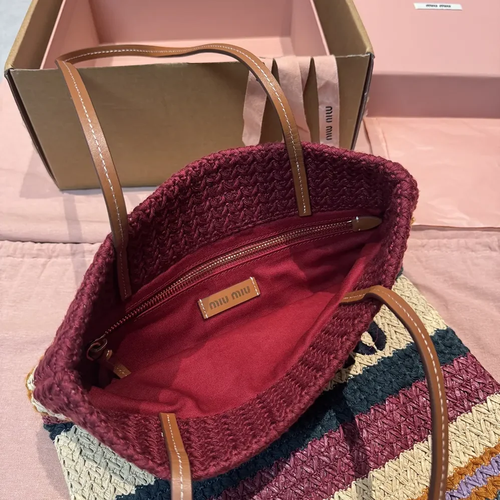 Miu Miu Raffia for Women in Effect Woven Tote Bag