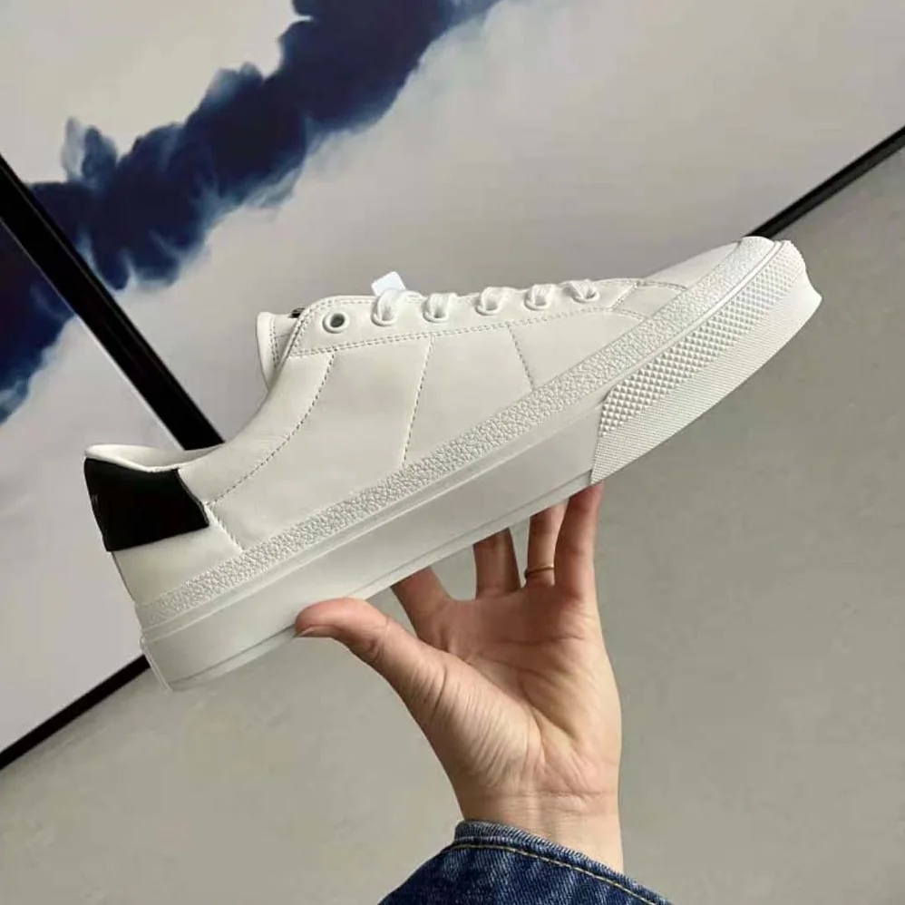 Givenchy Sneakers City Sport in Two Tone Leather for Men in White Givenchy Sneakers City Sport in Two Tone Leather for Men in White