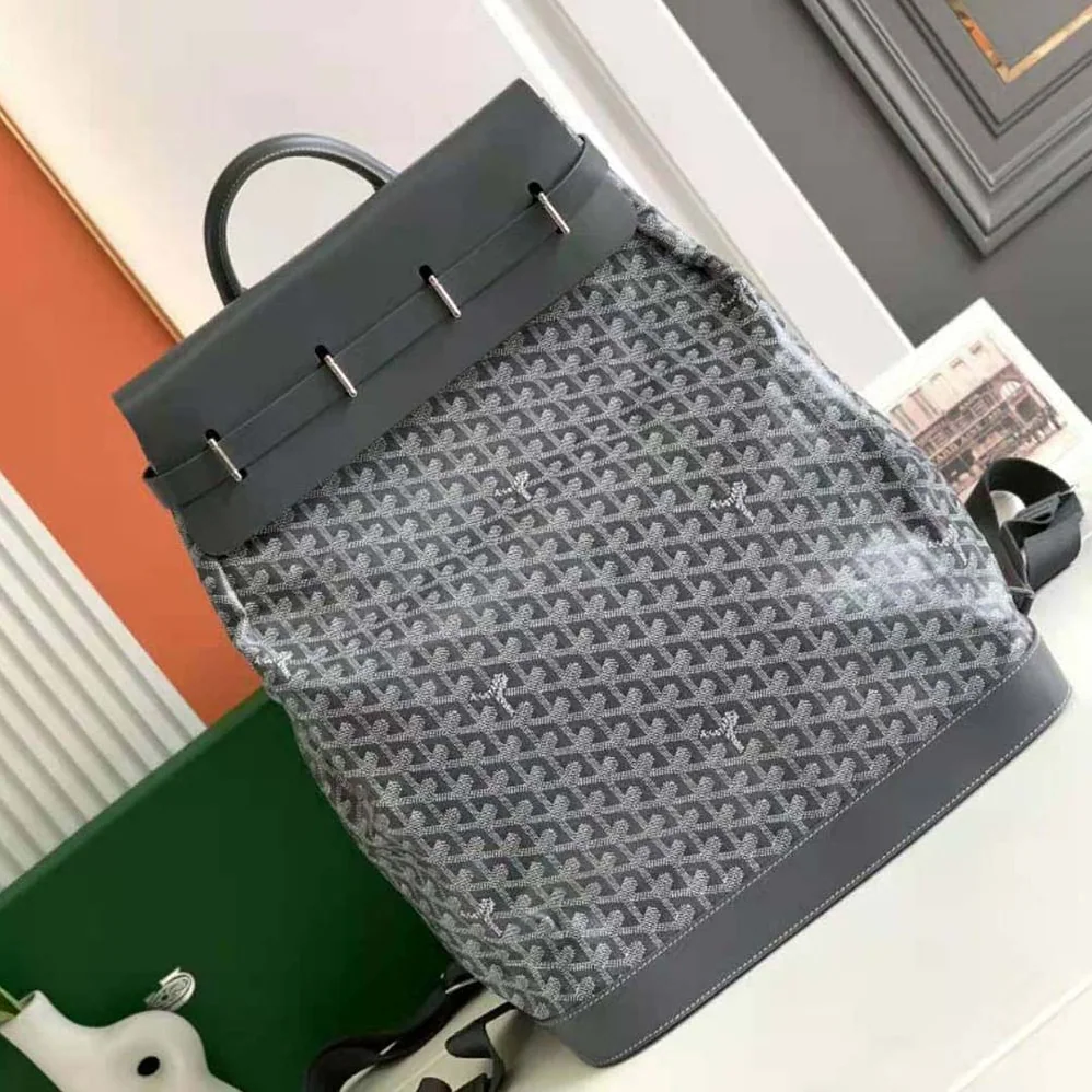Goyard Steamer PM Bag Has Four Half-circle Studs for Unisex in Silver Goyard Steamer PM Bag Has Four Half-circle Studs for Unisex in Silver