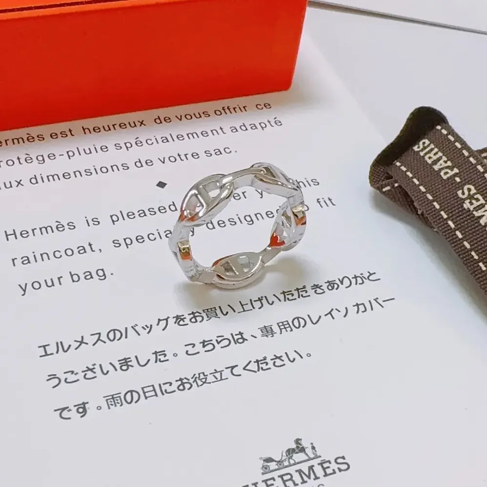 Hermes Chaine D Ancre Enchainee Ring Small Model for Women Hermes Chaine D Ancre Enchainee Ring Small Model for Women