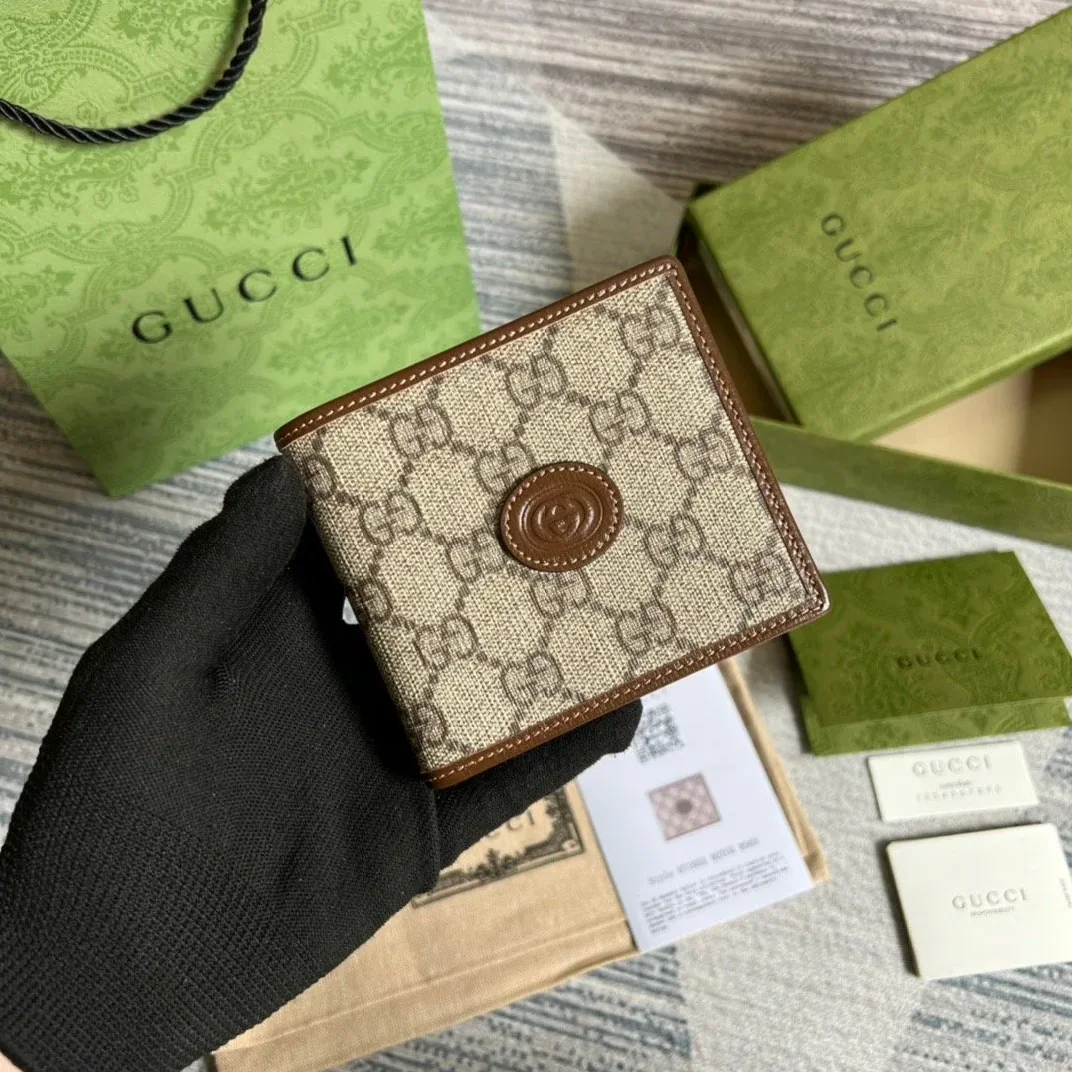 Gucci Card Case Wallet with Interlocking G Brown / GG Gucci Card Case Wallet with Interlocking G Brown / GG