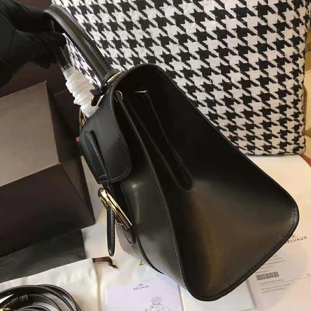 Delvaux Brillant Mini in Box Calf for Women in Black Delvaux Brillant Mini in Box Calf for Women in Black