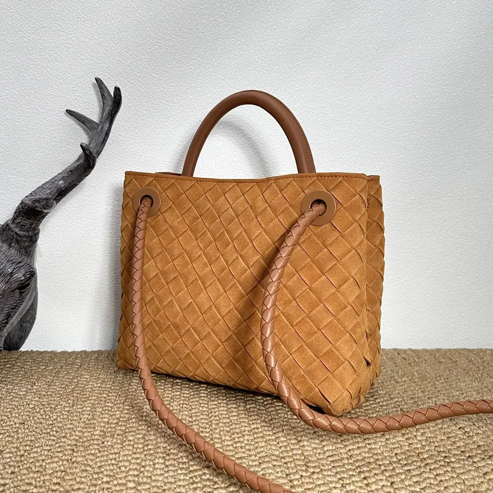 Bottega Veneta Small Andiamo for Women in Brown Bottega Veneta Small Andiamo for Women in Brown