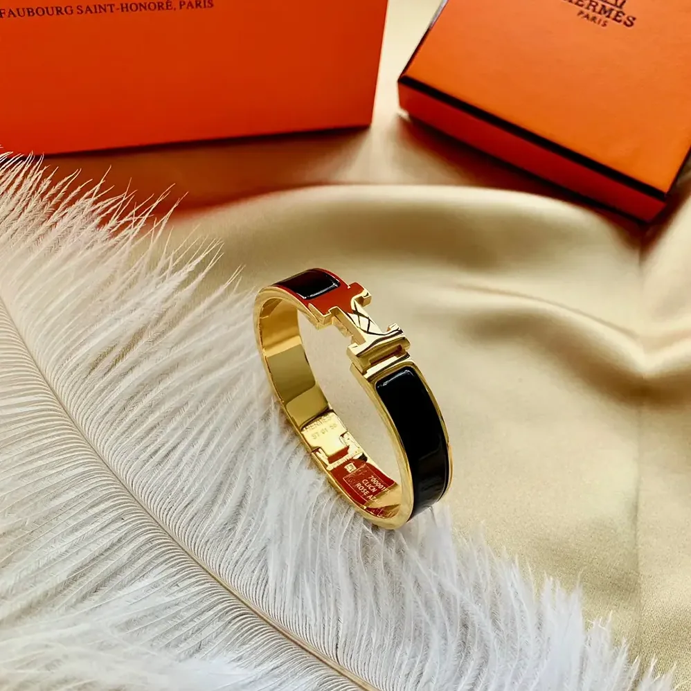 Hermes Clic H Bracelet for Unisex in Black