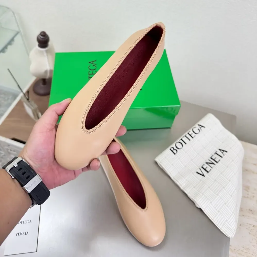 Bottega Veneta Rosa Ballerina for Women in Cipria Bottega Veneta Rosa Ballerina for Women in Cipria