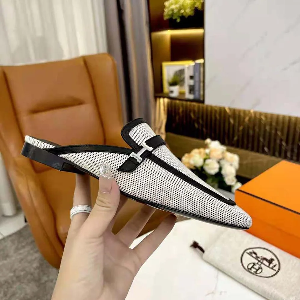 Hermes in H Canvas and Calfskin for Women in Black Hermes in H Canvas and Calfskin for Women in Black