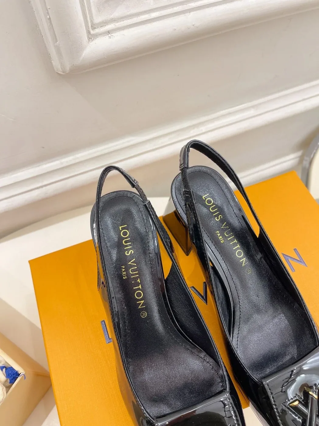 Louis Vuitton Shake Slingback Pump Black 1AB0TR