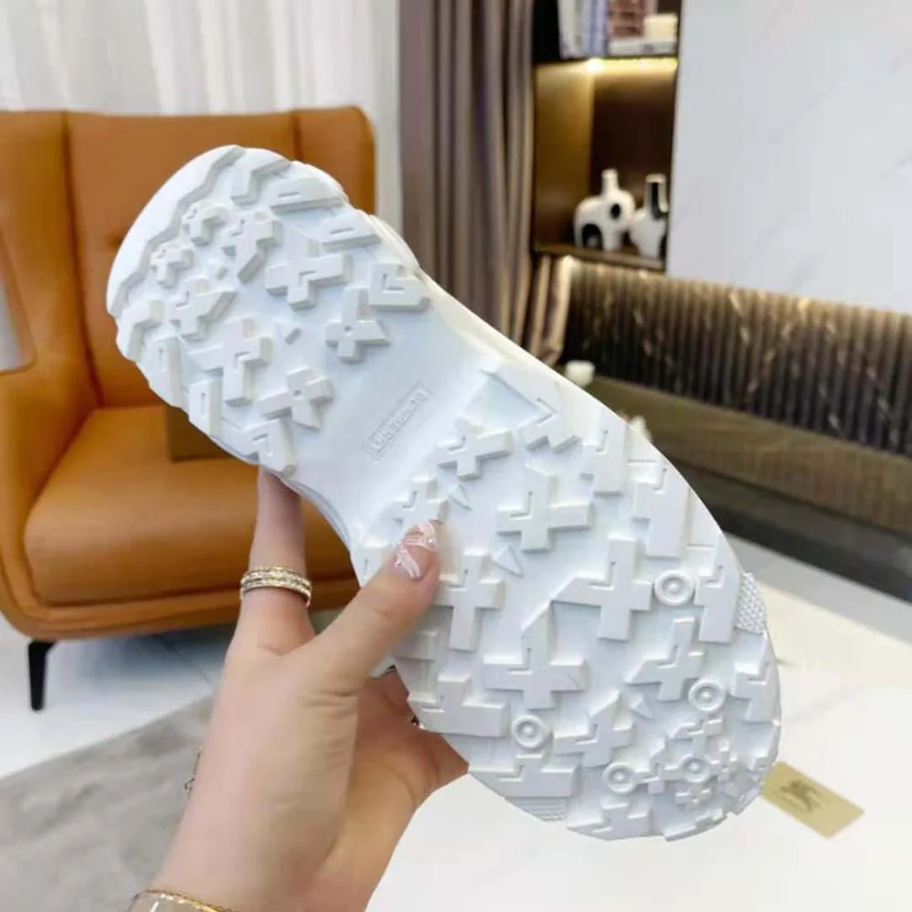 Burberry Vintage Check Cotton and Leather Arthur Sneakers for Women in White Burberry Vintage Check Cotton and Leather Arthur Sneakers for Women in White