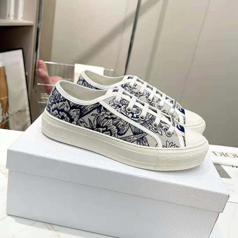 Dior Walk'N'Dior Sneaker White and Blue Dior Jardin D'Hiver Embroidered Cotton for Women