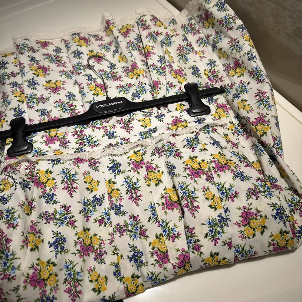 Dolce Gabbana D&G Small Floral for Women in Print Poplin Skirt Dolce Gabbana D&G Small Floral for Women in Print Poplin Skirt