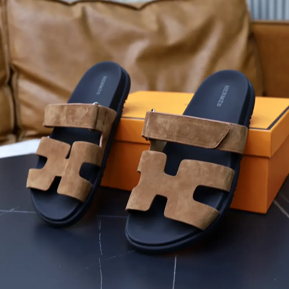 Hermes Chypre Sandal for Unisex in Brown Hermes Chypre Sandal for Unisex in Brown