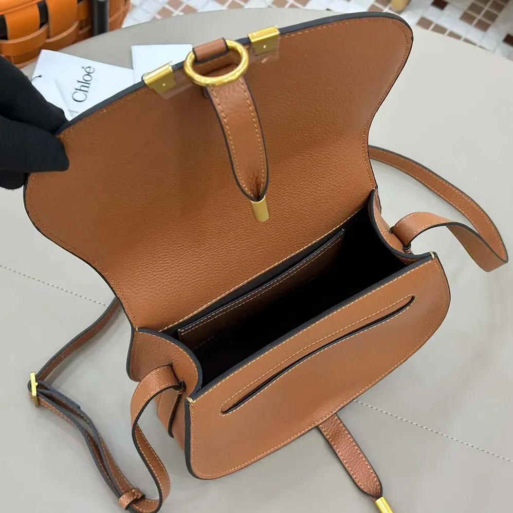 Chloe Small Marcie Saddle Bag is Crafted Leather for Women Chloe Small Marcie Saddle Bag is Crafted Leather for Women