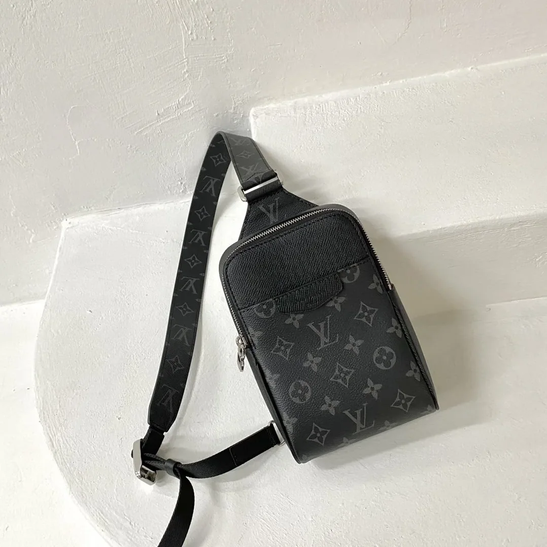Louis Vuitton Outdoor Slingbag Taigarama Noir Black