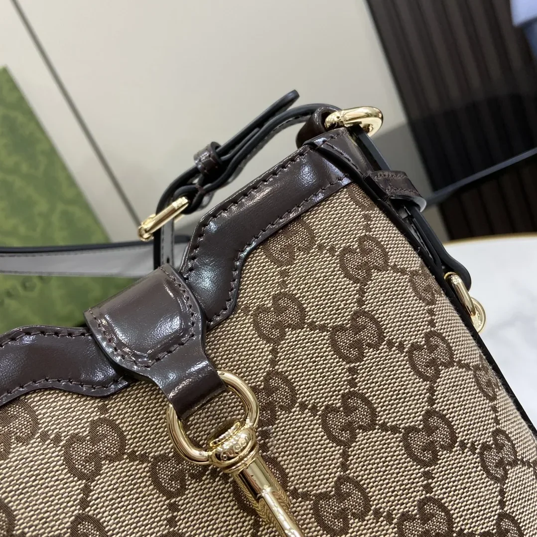 Gucci Original GG Small Bucket Bag Beige / Gucci Original GG Small Bucket Bag Beige /