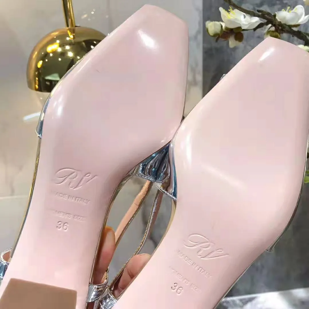 Roger Vivier Sling Back Vivier Pumps for Women in Silver Roger Vivier Sling Back Vivier Pumps for Women in Silver