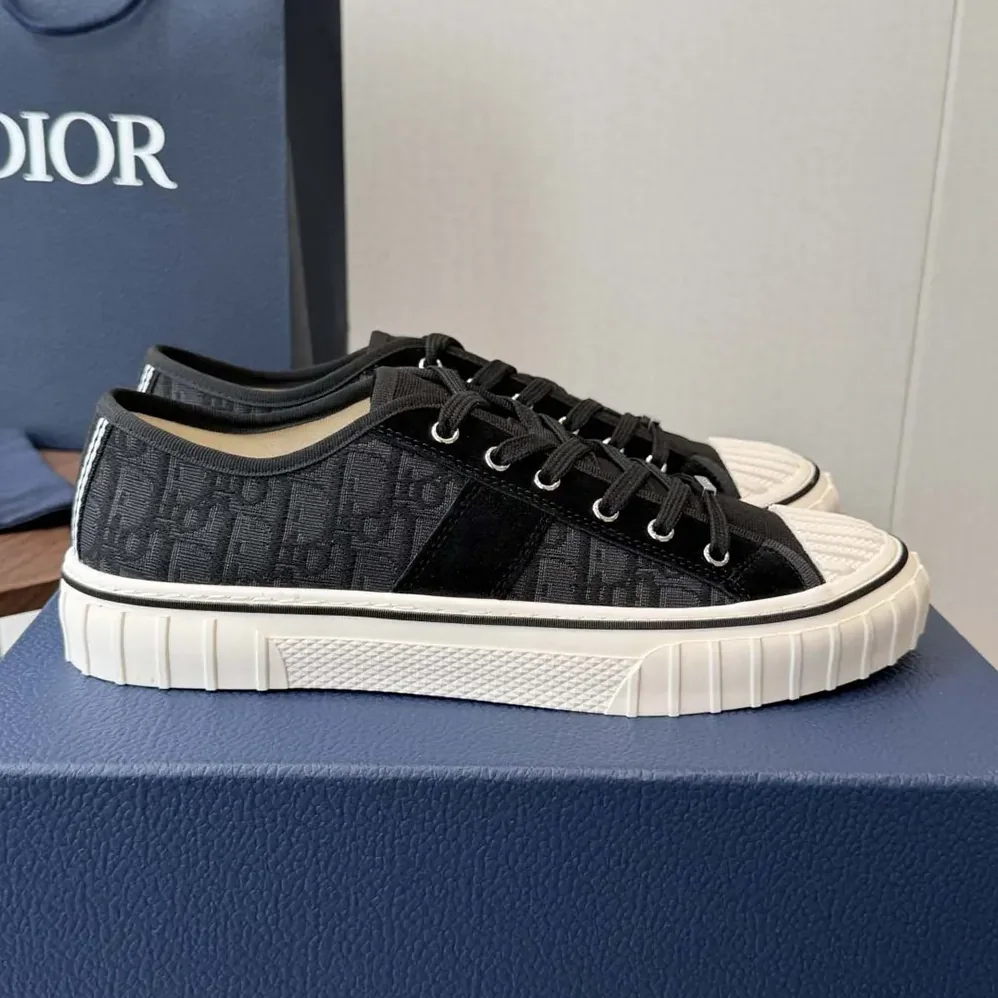 Dior Hooper Low-Top Sneaker Black Dior Oblique Jacquard and Black Suede Calfskin for Unisex