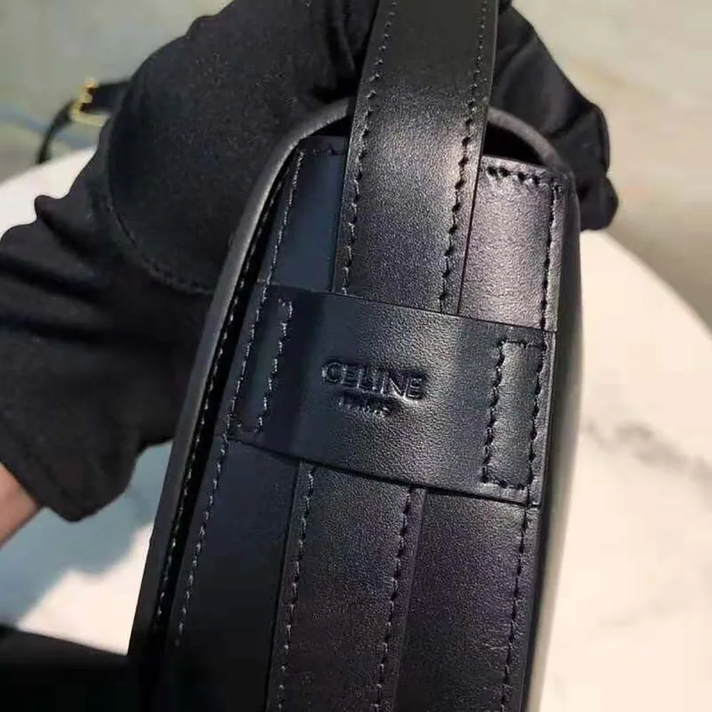 Celine Medium Maillon Triomphe Bag in Natural Calfskin for Women in Black Celine Medium Maillon Triomphe Bag in Natural Calfskin for Women in Black