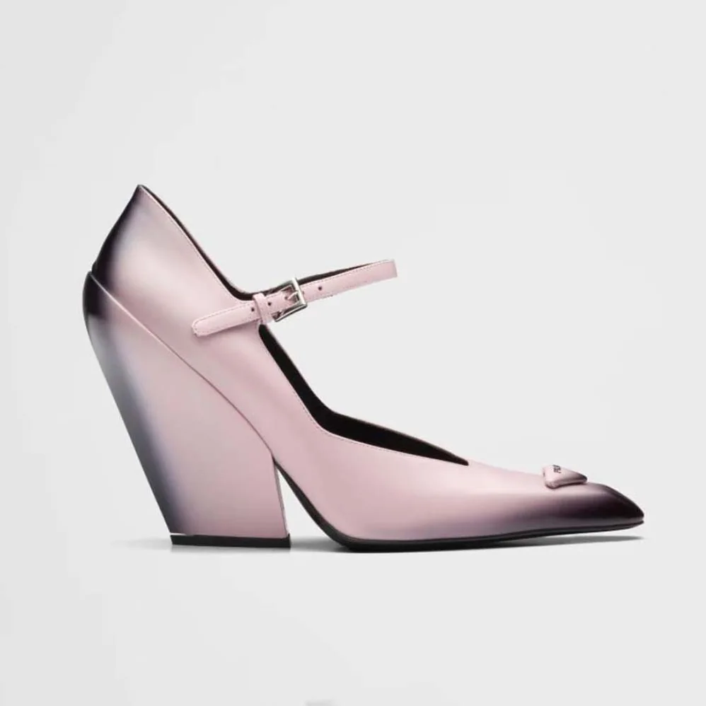Prada Brushed Leather Pumps in 95 mm Leather-Covered Heel for Women in Pink